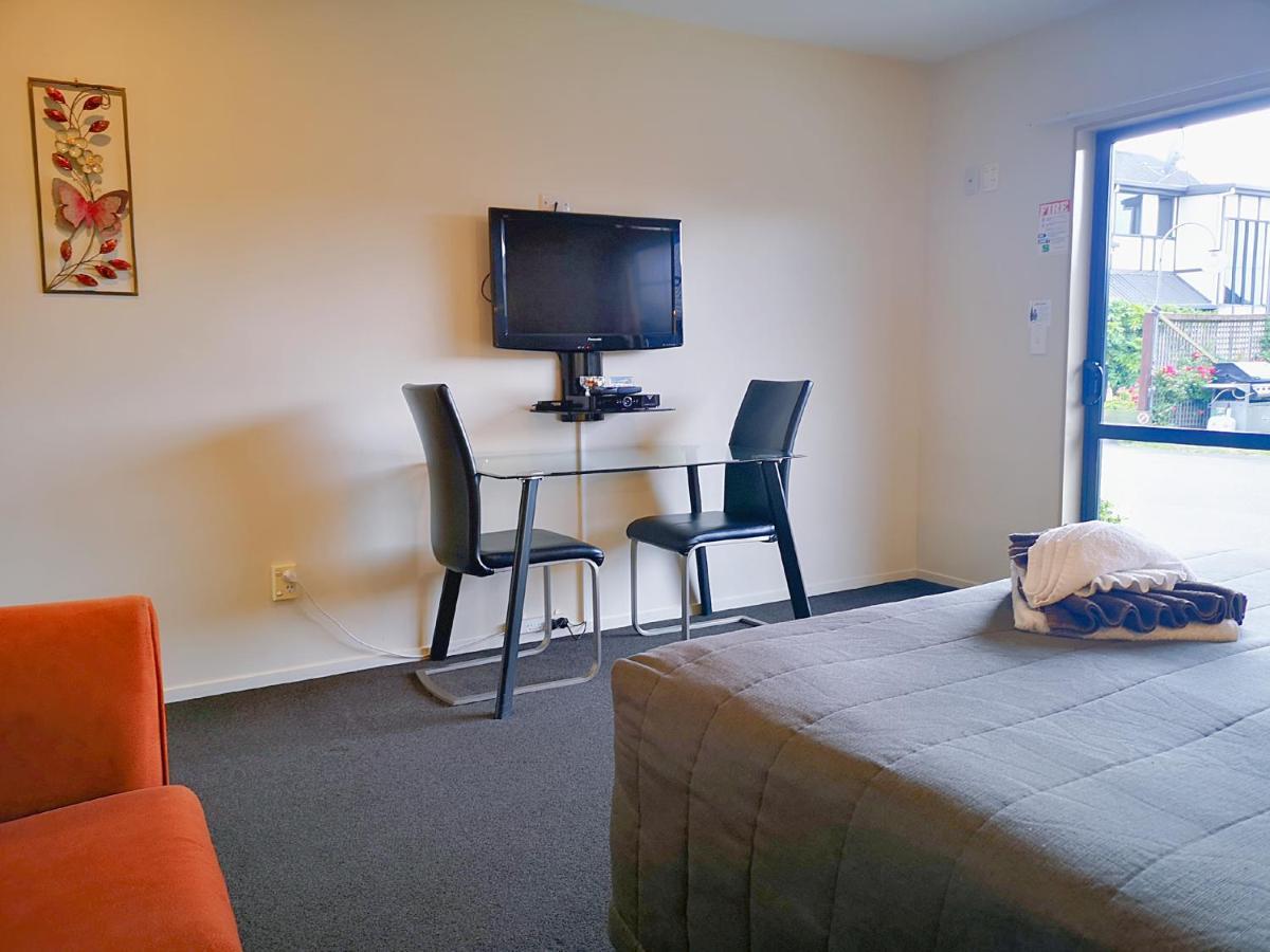 Aston Court Motel Blenheim Extérieur photo
